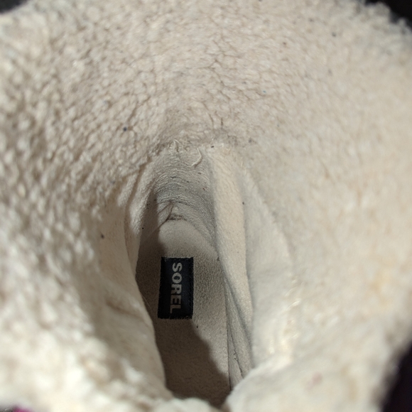 Sorel Houndstooth Women's Snow Boots - Picture 6 of 7